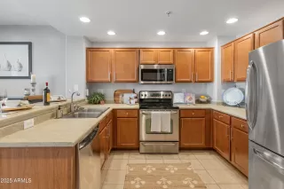 Photo #2: 6805897 Listing