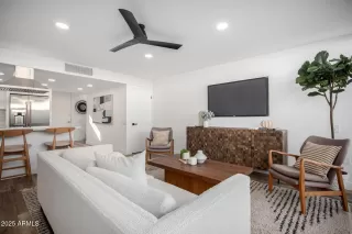 Photo #4: 6805978 Listing 