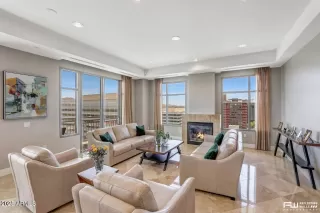 Photo #5: 6806045 Listing 