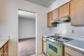 Photo #4: 6806097 Listing