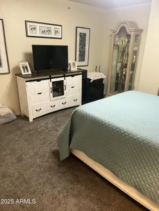 Photo #2: 6806122 Listing