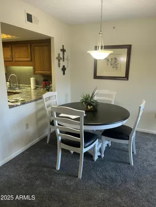 Photo #6: 6806122 Listing