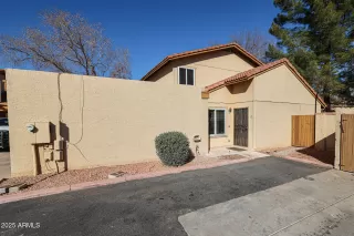 Photo #3: 6806173 Listing