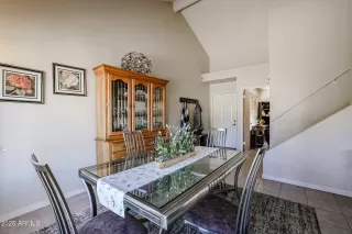 Photo #6: 6806173 Listing