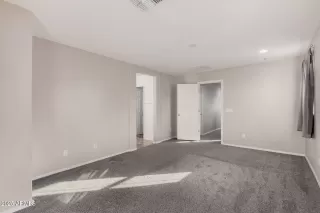 Photo #2: 6806301 Listing