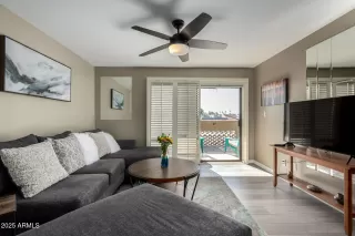 Photo #3: 6806479 Listing