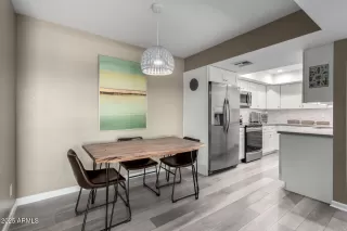 Photo #4: 6806479 Listing