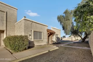 Photo #2: 6806503 Listing 