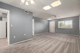 Photo #5: 6806555 Listing