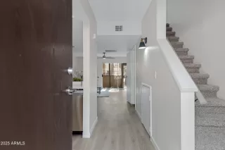 Photo #3: 6806597 Listing