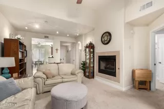 Photo #4: 6806676 Listing 