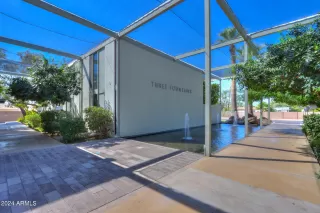 Photo #1: 6806776 Listing 