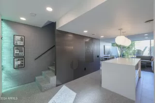 Photo #4: 6806776 Listing 