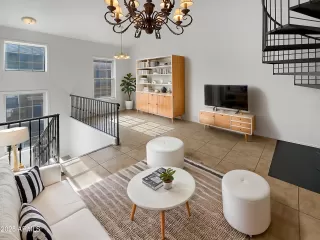 Photo #1: 6806850 Listing 