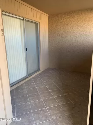 Photo #3: 6806989 Listing