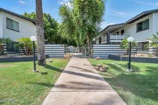 Photo #5: 6807193 Listing 