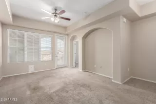 Photo #6: 6807269 Listing