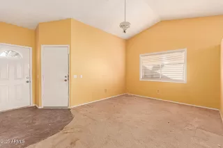 Photo #6: 6807292 Listing 