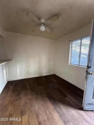 Photo #3: 6807302 Listing