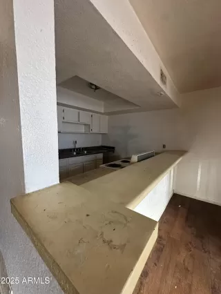 Photo #4: 6807302 Listing