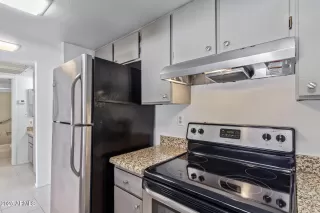 Photo #5: 6807582 Listing 