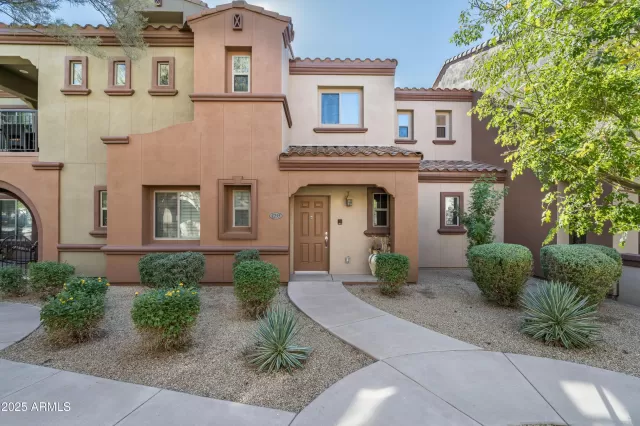 MLS: 6807597 Condo For Sale