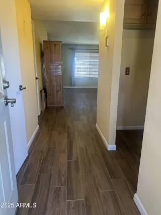 Photo #4: 6808089 Listing