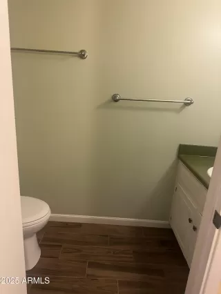 Photo #6: 6808089 Listing