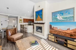 Photo #2: 6808202 Listing