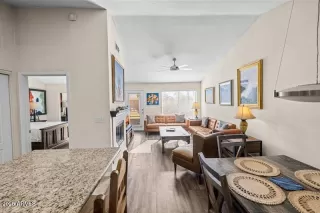 Photo #6: 6808202 Listing