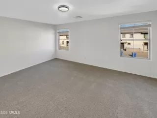 Photo #4: 6808254 Listing