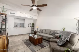 Photo #1: 6808396 Listing