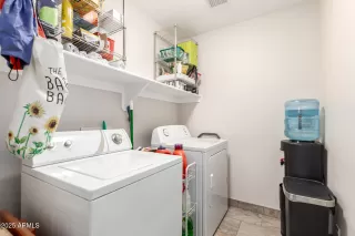 Photo #6: 6808396 Listing