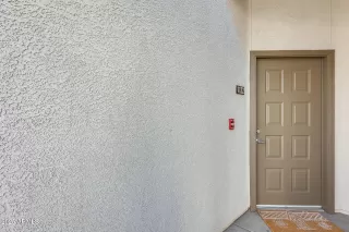 Photo #6: 6808876 Listing