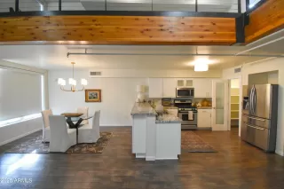 Photo #3: 6808898 Listing 