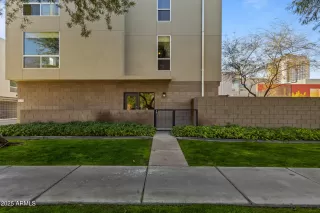 Photo #1: 6808950 Listing 