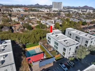 Photo #2: 6808950 Listing 