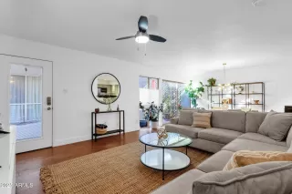 Photo #2: 6809188 Listing