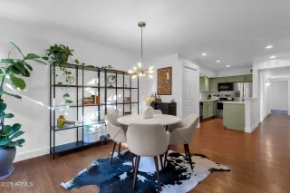 Photo #4: 6809188 Listing