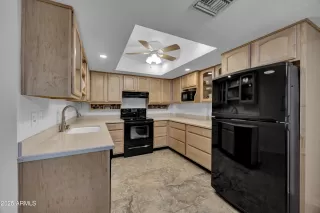 Photo #1: 6809270 Listing 