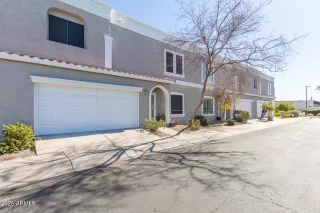 Photo #1: 6809355 Listing 