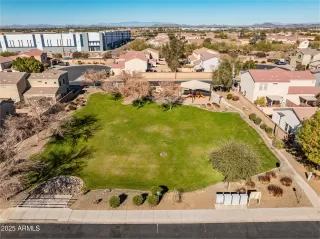 Photo #3: 6809469 Listing