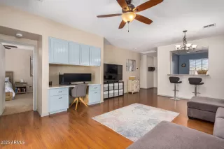 Photo #5: 6809587 Listing 