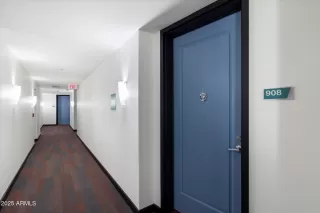 Photo #2: 6809984 Listing