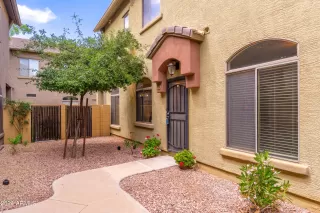 Photo #4: 6810033 Listing