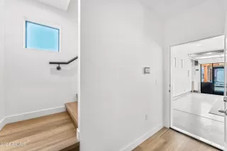 Photo #6: 6810081 Listing