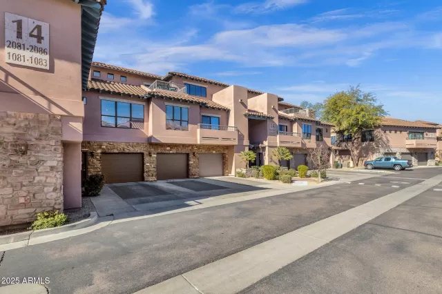 MLS: 6810142 Condo For Sale