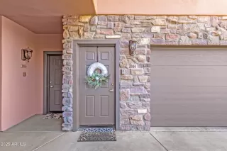 Photo #4: 6810142 Listing