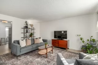 Photo #1: 6810243 Listing