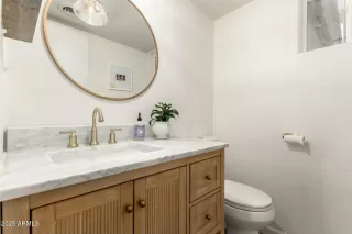 Photo #4: 6810243 Listing